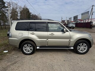 2018 Mitsubishi Pajero IV Рестайлинг 2, бежевый, 2350000 рублей, вид 4
