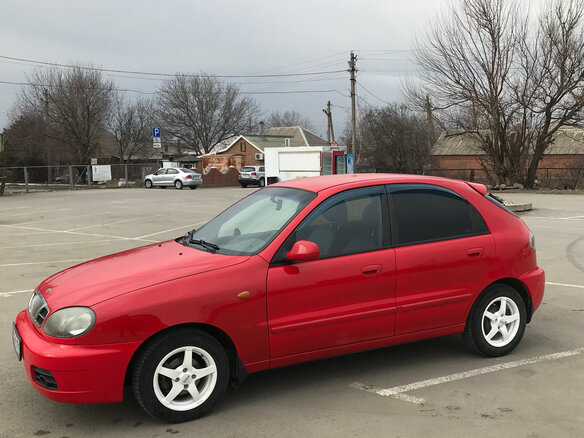 2001 Daewoo Lanos, красный, 350000 рублей - вид 1