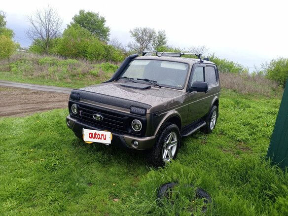 2021 Lada (ВАЗ) 2121 (4x4) Urban I Рестайлинг (2020), коричневый, 800000 рублей