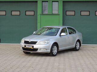 2011 Skoda Octavia II (A5) Рестайлинг, серебристый, 590000 рублей, вид 2