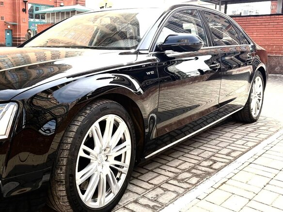 2013 Audi A8 Long III (D4), чёрный, 3900000 рублей - вид 8