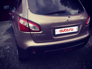 2011 Nissan Qashqai I Рестайлинг, коричневый, 949696 рублей, вид 4