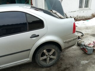 1999 Volkswagen Bora I, серебристый, 310000 рублей, вид 4