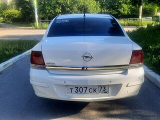 2011 Opel Astra H Рестайлинг, белый, 580000 рублей, вид 4