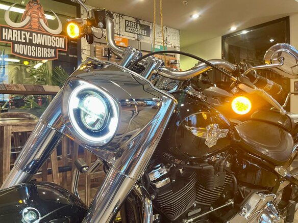 2021 Harley-Davidson Fat Boy, чёрный, 2200000 рублей - вид 8