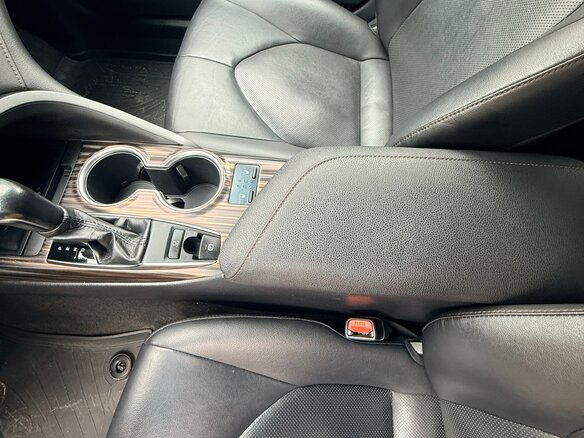 2019 Toyota Camry VIII (XV70), белый - вид 23