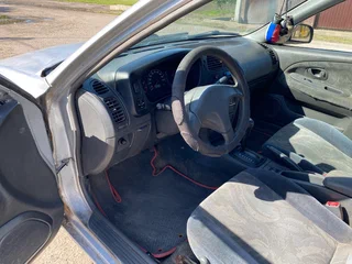 2000 Mitsubishi Lancer VII, серый, 79000 рублей, вид 4