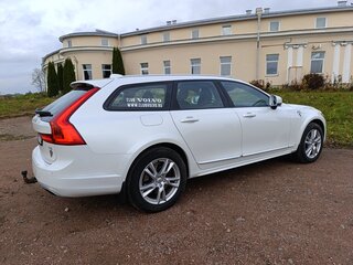 2017 Volvo V90 Cross Country I, белый, 2380000 рублей, вид 5