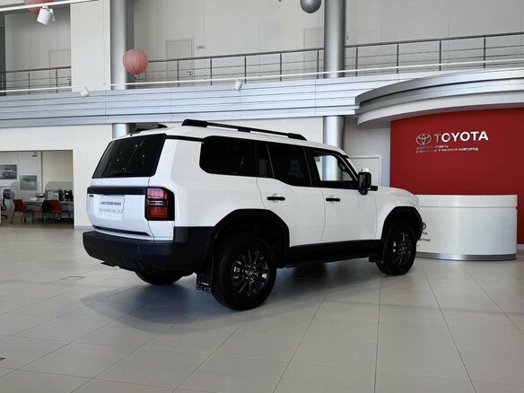 2024 Toyota Land Cruiser Prado 250 Series, белый, 10500000 рублей - вид 5