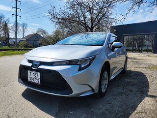 2019 Toyota Corolla Sporty XII (E210), серебристый, 1800000 рублей, вид 4