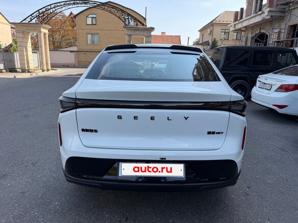 2026 Geely Boyue REV 50 kWh, белый, 2240000 рублей - вид 11