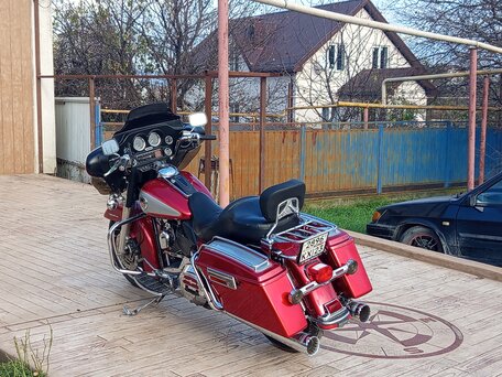 2004 Harley-Davidson Electra Glide, пурпурный, 650000 рублей, вид 4