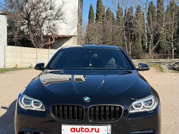 2016 BMW 5 серии 550i VI (F10/F11/F07) Рестайлинг, чёрный, 2699999 рублей