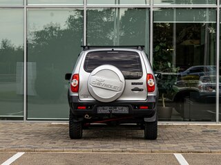 2012 Chevrolet Niva I Рестайлинг, серебристый, 655000 рублей, вид 5