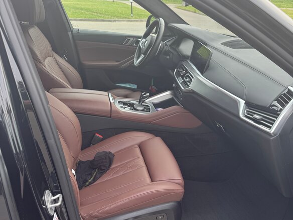 2021 BMW X6 40i III (G06), чёрный, 10900000 рублей - вид 5