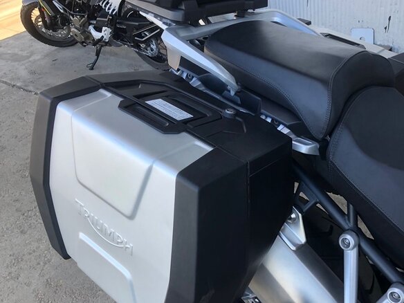 2012 Triumph Tiger 1200, серый, 720000 рублей - вид 9