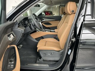 2026 Audi Q6 45 TFSI, чёрный, 8000000 рублей, вид 2