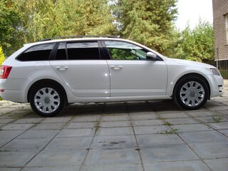 2013 Skoda Octavia III (A7), белый, 1415000 рублей, вид 4