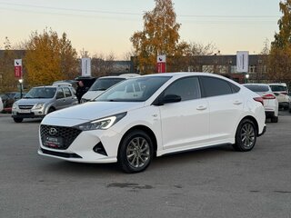 2022 Hyundai Solaris II Рестайлинг, белый, 1499000 рублей, вид 4