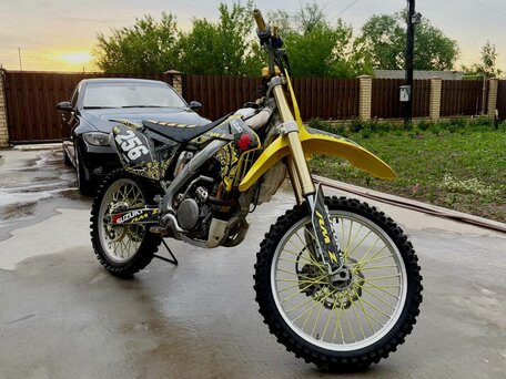 2015 Suzuki RM-Z 250, жёлтый, 295000 рублей, вид 3