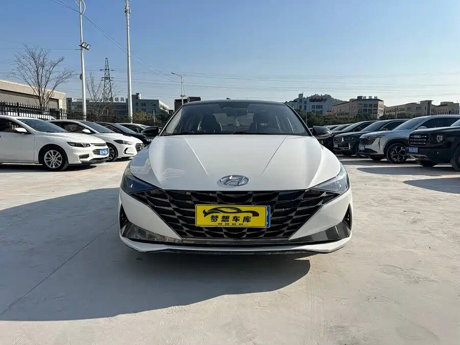 Открыть фотографии: Hyundai Elantra VII (CN7)