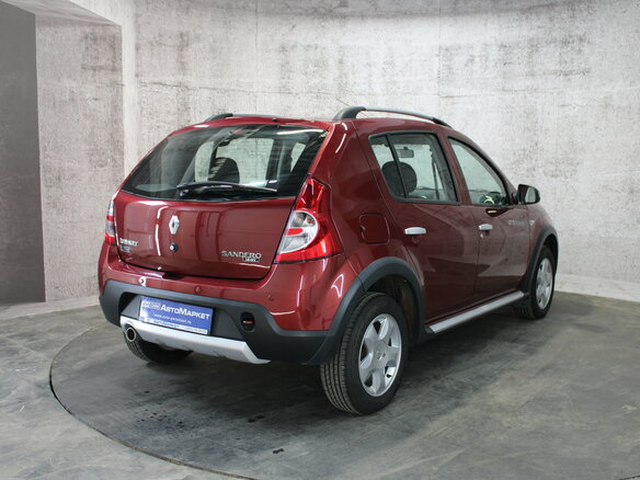 2012 Renault Sandero Stepway I, красный, 756000 рублей - вид 5
