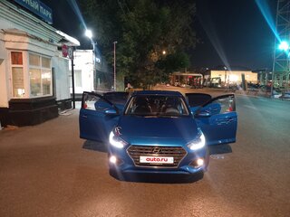 2019 Hyundai Solaris II, синий, 1280000 рублей, вид 3