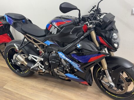 2022 BMW S 1000 R, серый, 1800000 рублей, вид 3