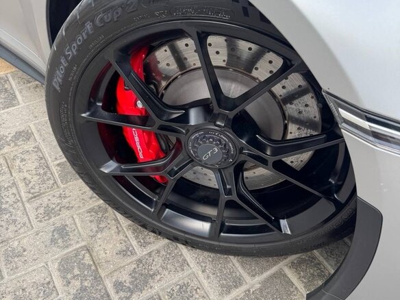 2021 Porsche 911 GT3 992, серый, 20000000 рублей - вид 18