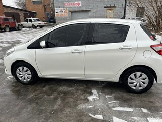 2018 Toyota Vitz III (XP130) Рестайлинг 2, белый, 1200000 рублей, вид 5