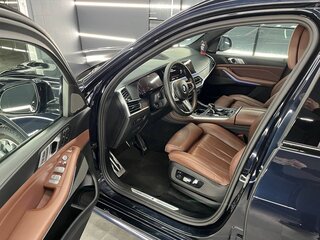2020 BMW X7 30d I (G07), чёрный, 6950000 рублей, вид 4