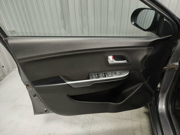 2012 Kia Rio 4-speed III, серый, 897000 рублей - вид 13