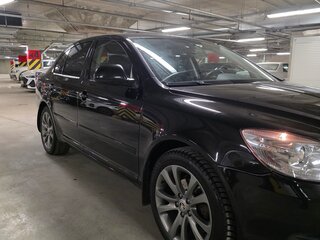 2010 Skoda Octavia Czech market II (A5) Рестайлинг, чёрный, 999999 рублей, вид 5