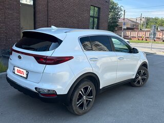 2019 Kia Sportage IV Рестайлинг, белый, 2350000 рублей, вид 3