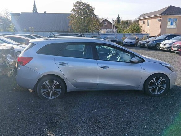 2014 Kia Ceed II, серебристый, 675400 рублей - вид 2