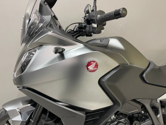 2022 Honda NT1100, серый, 1330000 рублей - вид 6