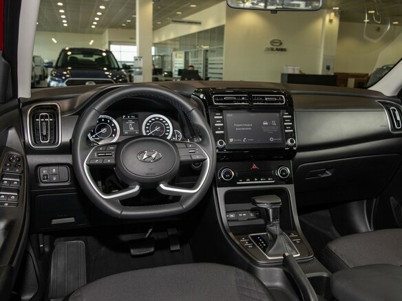 2025 Solaris HC, красный, 3640000 рублей - вид 1