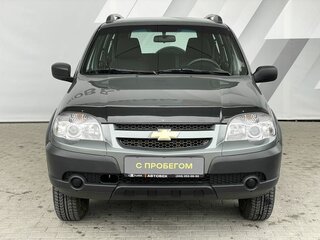 2018 Chevrolet Niva I Рестайлинг, серый, 678000 рублей, вид 2