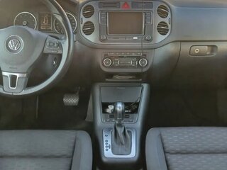 2011 Volkswagen Tiguan I, чёрный, 980000 рублей, вид 5