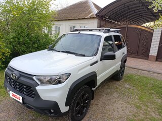 2024 Lada (ВАЗ) Niva Travel I, чёрный, 1340000 рублей, вид 1