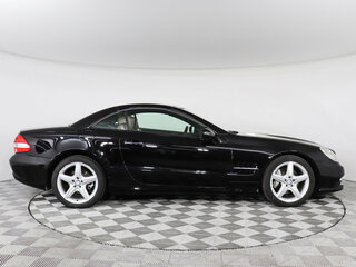 2009 Mercedes-Benz SL-Класс 350 V (R230) Рестайлинг 2, чёрный, 2999000 рублей, вид 4