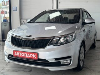 2017 Kia Rio III Рестайлинг, серебристый, 1219000 рублей, вид 2