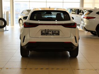 2025 Lexus NX 200 II, белый, 6450000 рублей, вид 4