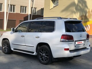2014 Lexus LX 570 III Рестайлинг, белый, 3900000 рублей, вид 4