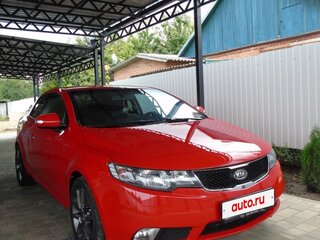 2010 Kia Cerato Koup II, красный, 750000 рублей, вид 2