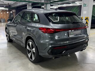2025 Audi Q5 45 TFSI III (GU), серый, 9800000 рублей, вид 4