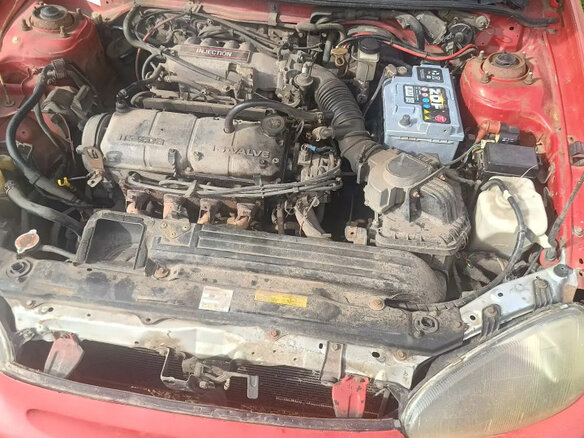 1992 Mazda MX-3 I, красный, 200000 рублей - вид 3