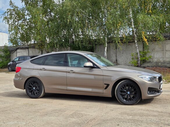 2015 BMW 3 серии Gran Turismo 320d xDrive VI (F3x), бежевый, 2390000 рублей - вид 3