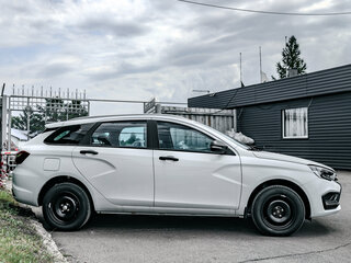 2025 Lada (ВАЗ) Vesta SW Cross I Рестайлинг (NG), белый, 2197000 рублей, вид 2