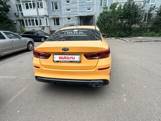 2019 Kia Optima IV Рестайлинг, жёлтый, 1150000 рублей, вид 3